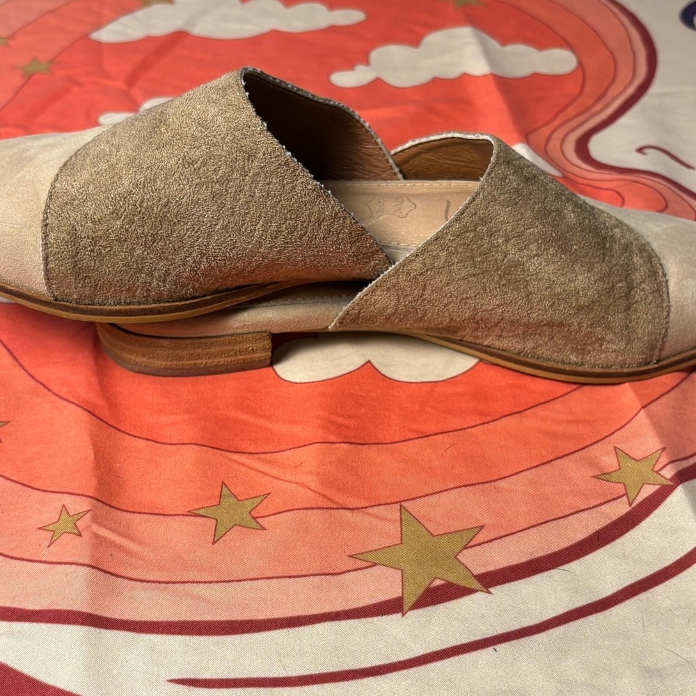 Mi.im Pointed Toe Mules Tan Taupe Two Tone Faux Suede Flat Slides Womens 7 Fall - Picture 16 of 16